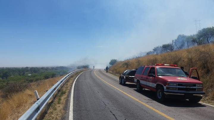 Viento agrava incendios en 6 municipios