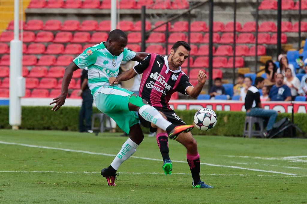 Santos busca meterse a puestos de liguilla frente al Querétaro