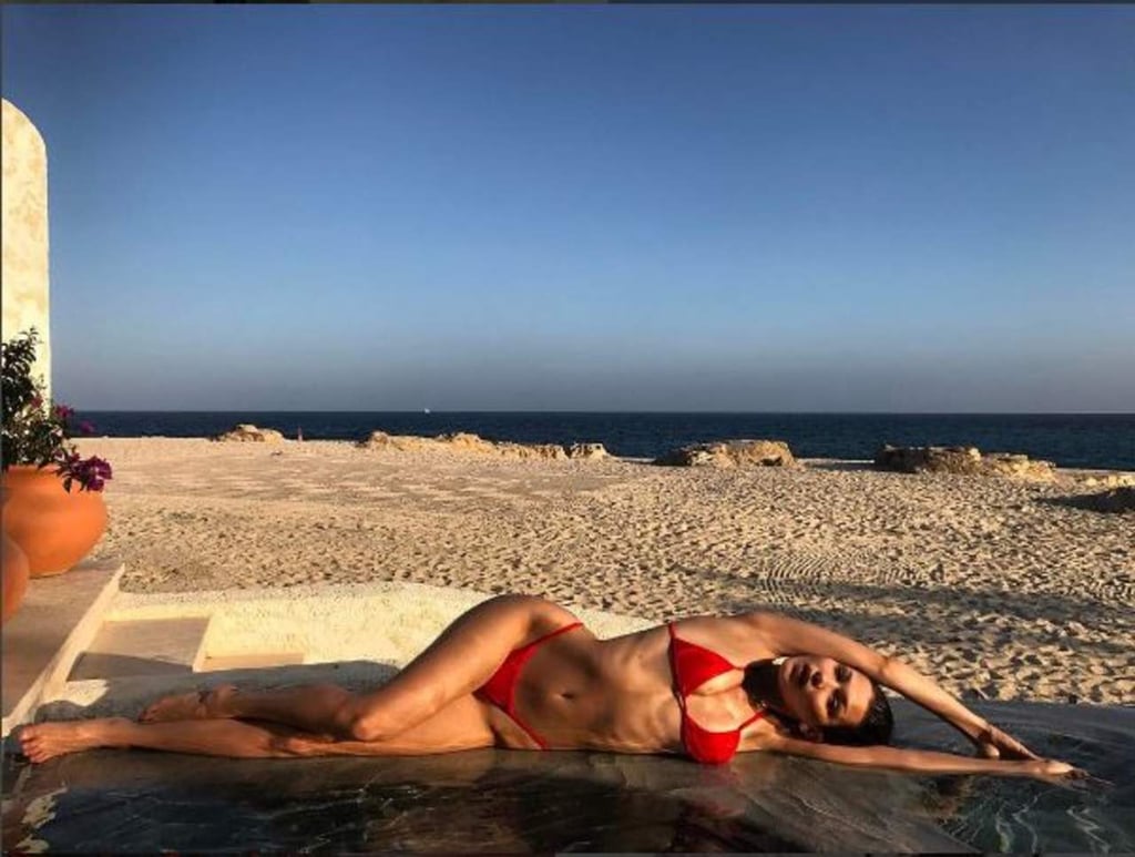 Bella Hadid luce bikini en México