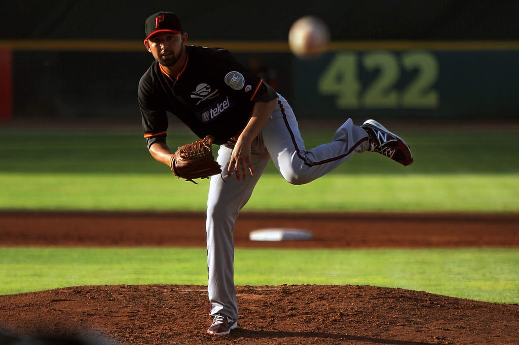 Piratas apalean 10-2 a Tigres; evitan barrida en serie