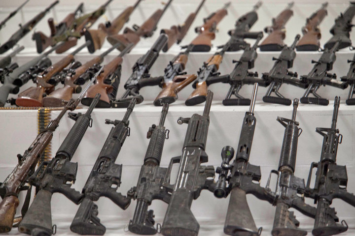 Decomisos: muchas pistolas y pocas metralletas