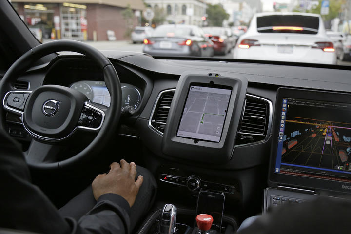 Contra la ley, requisitos 'extra' para Uber: SCJN