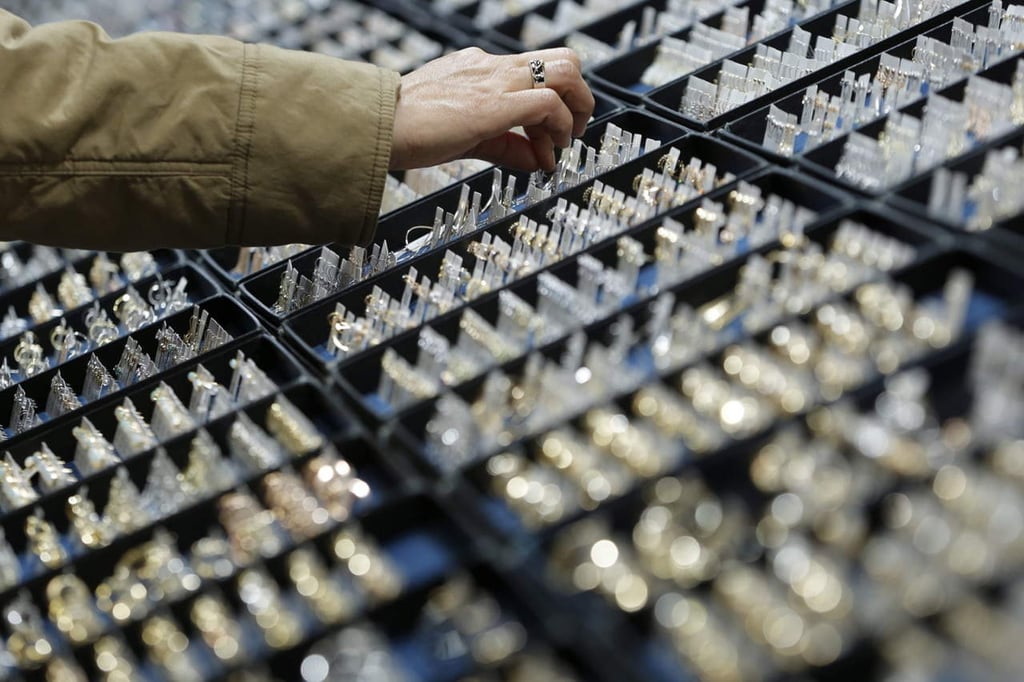 Decomisan más de mil joyas falsificadas en la CDMX