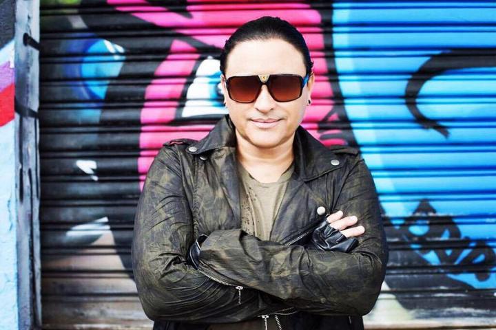 Elvis Crespo renueva su música