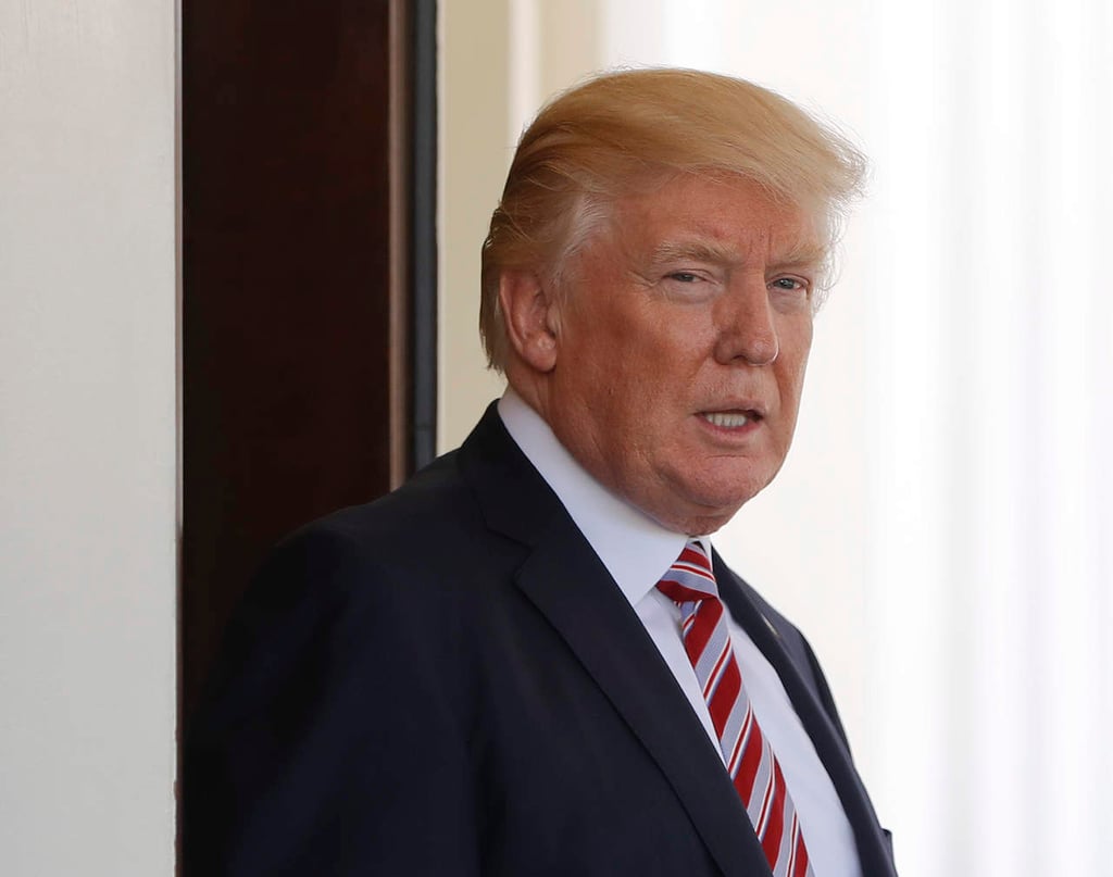 Se defiende Trump tras críticas y presión del Senado por despido de Comey