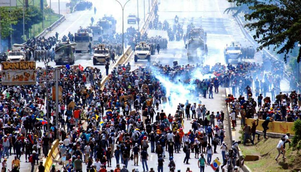 Al menos 55 heridos en marcha opositora de Venezuela