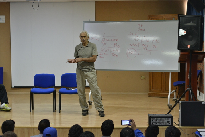 Conferencia de Ariel González sobre la preparación física