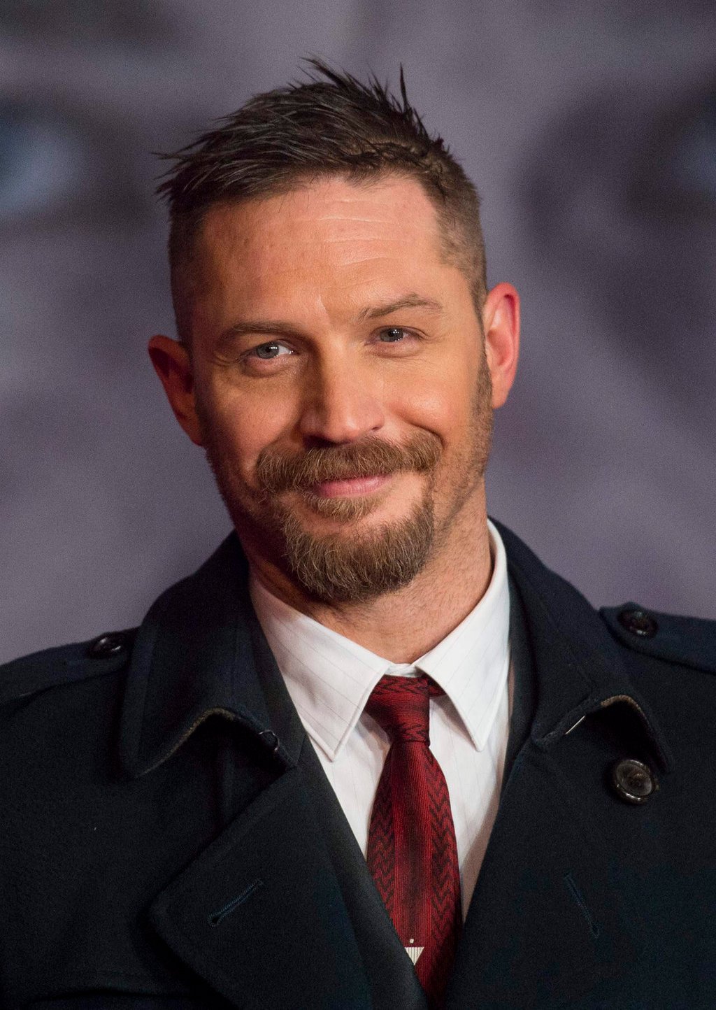 Encarnará Tom Hardy a Venom en universo de Spider-Man