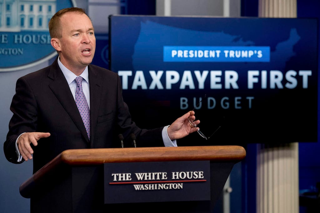 Primer presupuesto de Trump, con draconianos recortes
