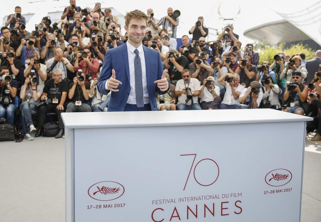 Robert Pattinson se olvida de sí mismo en Cannes