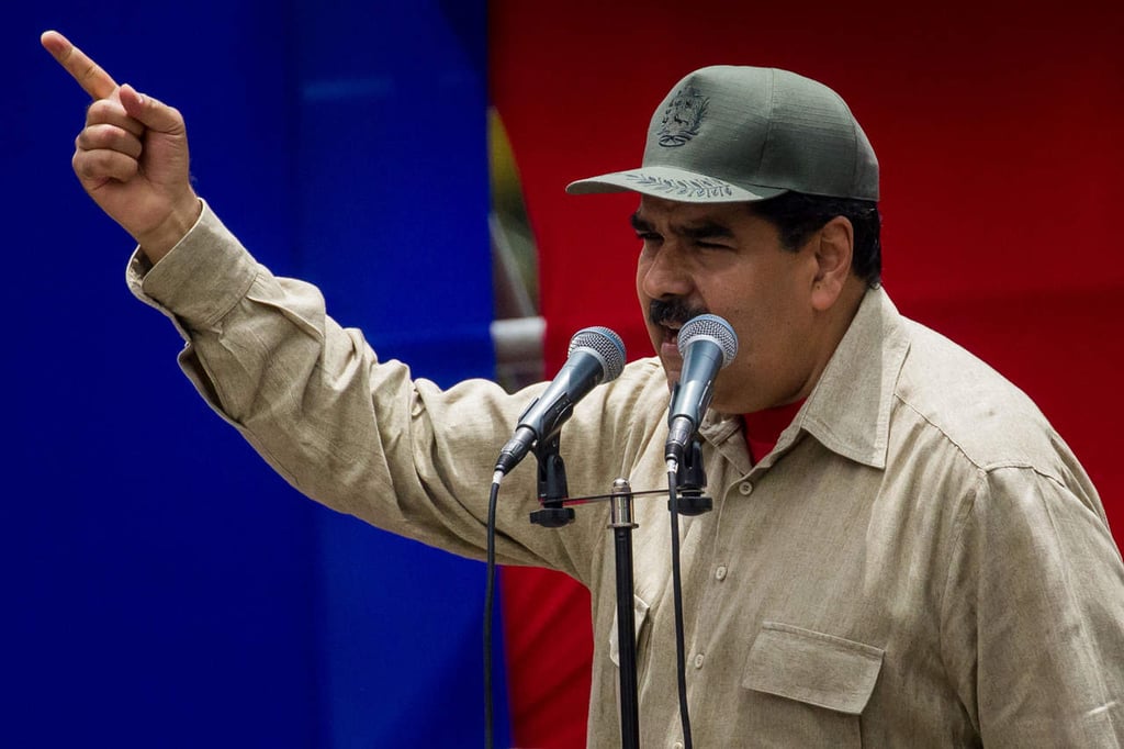 Acusa Maduro por quema de oficina a jefe del Parlamento