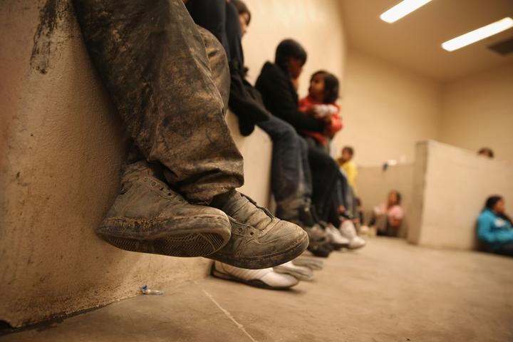 Crecen detenciones de niños migrantes