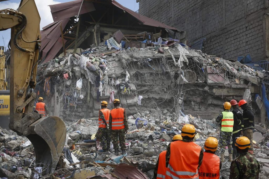 Colapsa edificio en Kenia; hay 15 desaparecidos