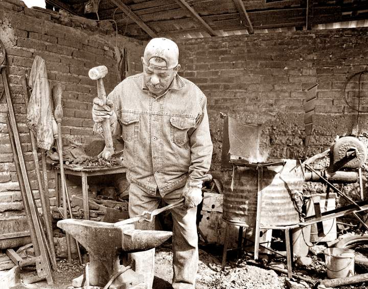 ‘Los Gurza’ inicia programa ‘Museo Itinerante’