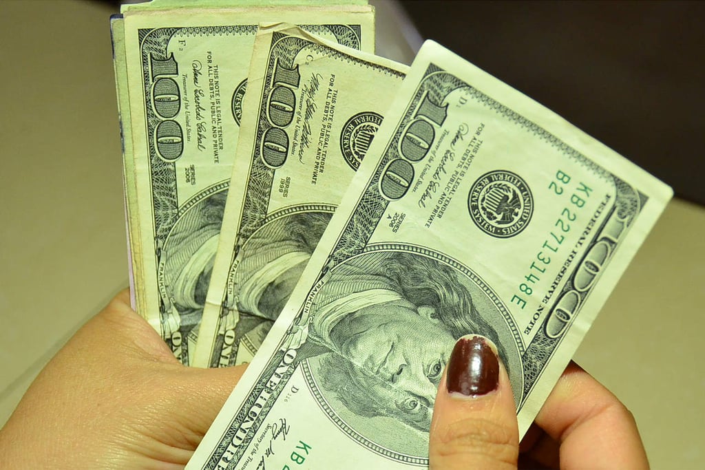 Dólar cotiza en $18.25