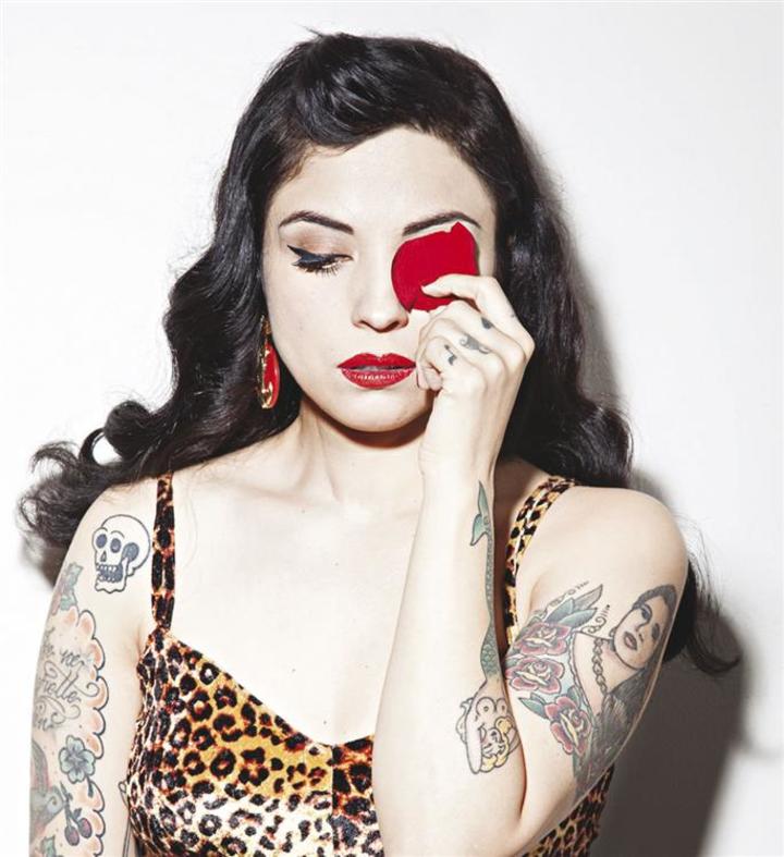 Mon Laferte tendrá DVD en vivo