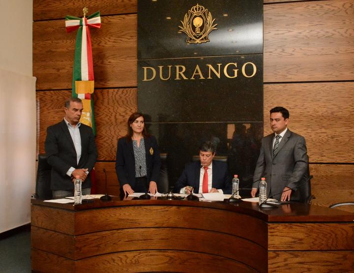 Avalan cambios a la Constitución de Durango