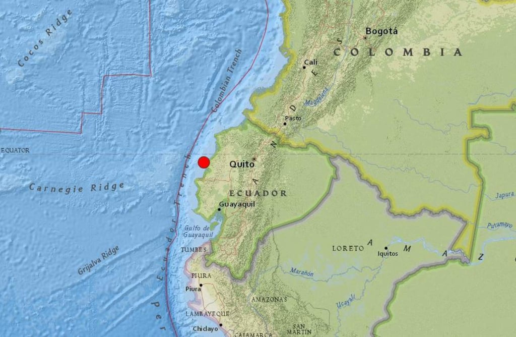 Golpea sismo de 6 grados costas de Ecuador