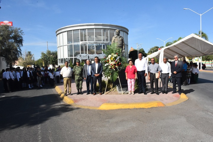 Conmemoran el natalicio de Sarabia