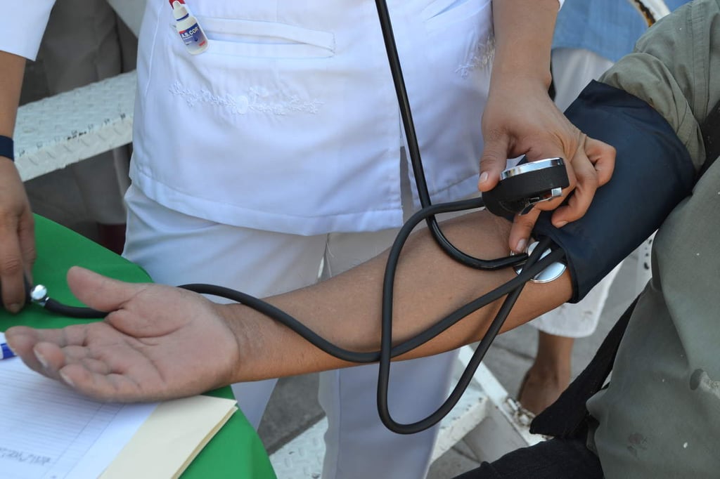 Uno de cada tres mexicanos tiene hipertensión arterial