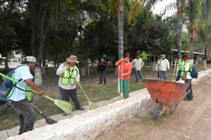 Inician limpieza de Parque Raymundo