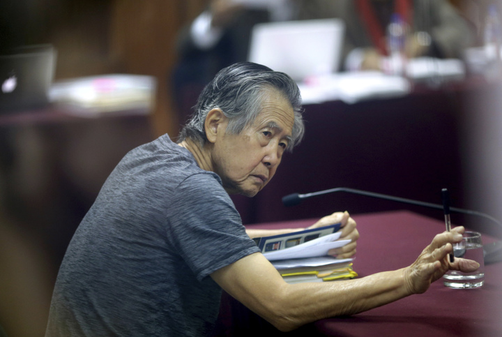 Llosa pide que no se indulte a Fujimori