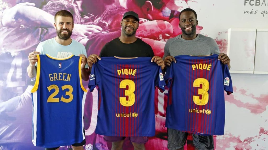 Estrellas de la NBA visitan el entrenamiento del Barça