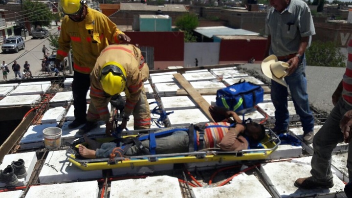 Joven, albañil electrocutado