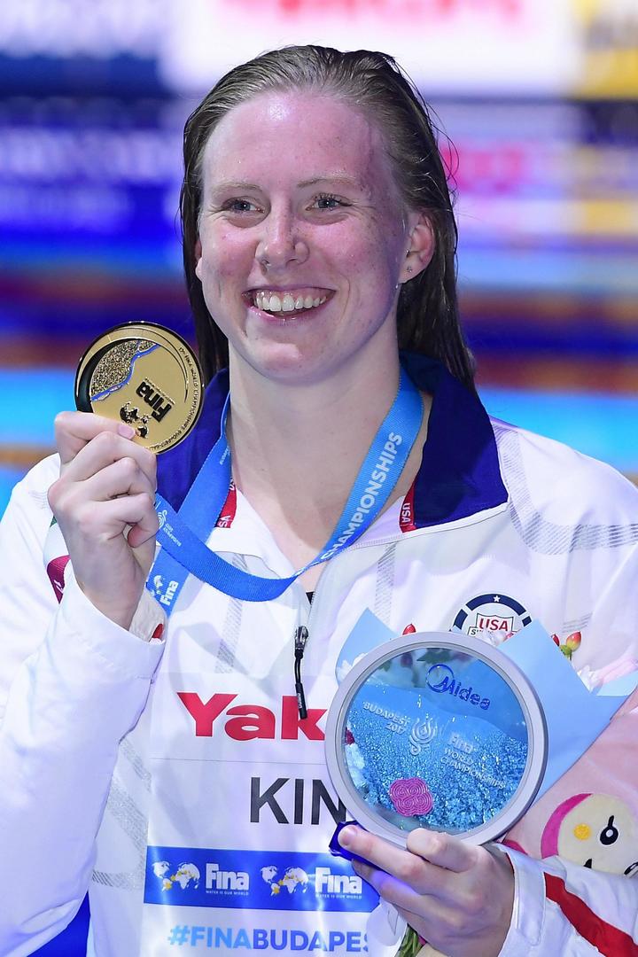 Lilly King rompe récord