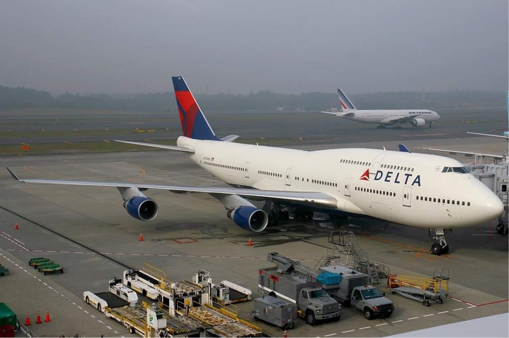 Delta Airlines expulsó a pasajero sólo por ser ruso