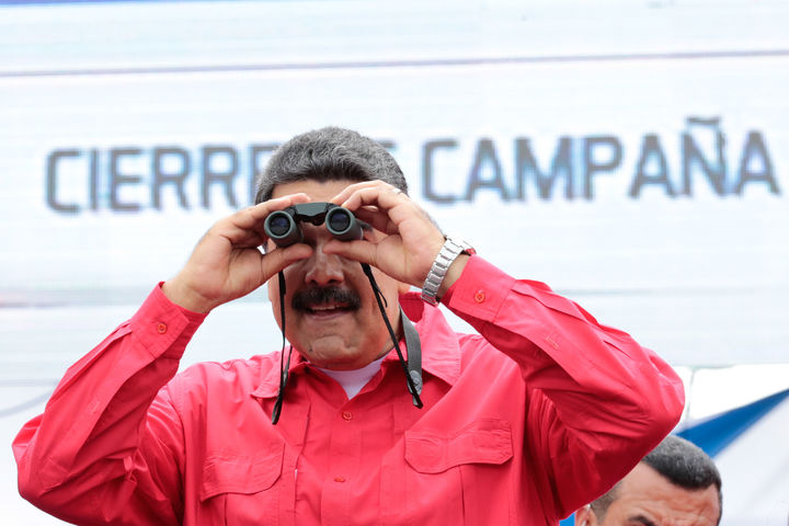 Maduro prohíbe protestas en votación de Constituyente