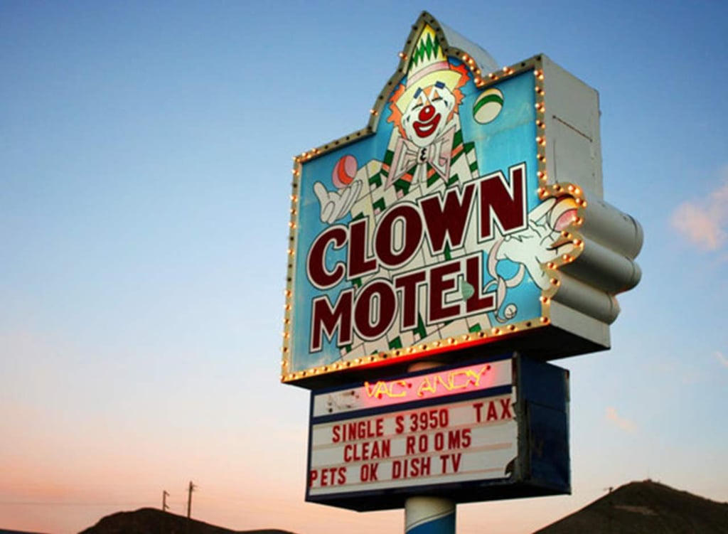 En venta aterrador motel de payasos