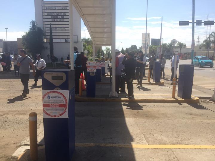 Clausuran estacionamiento de Paseo Durango