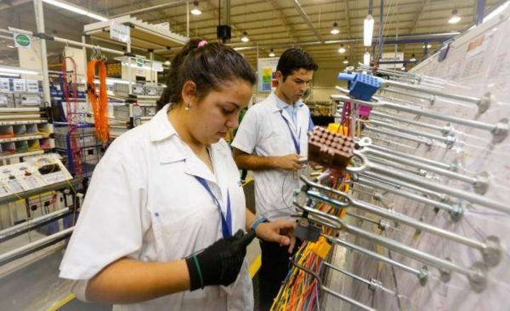 En riesgo, 22 mil empleos por renegociación del TLC