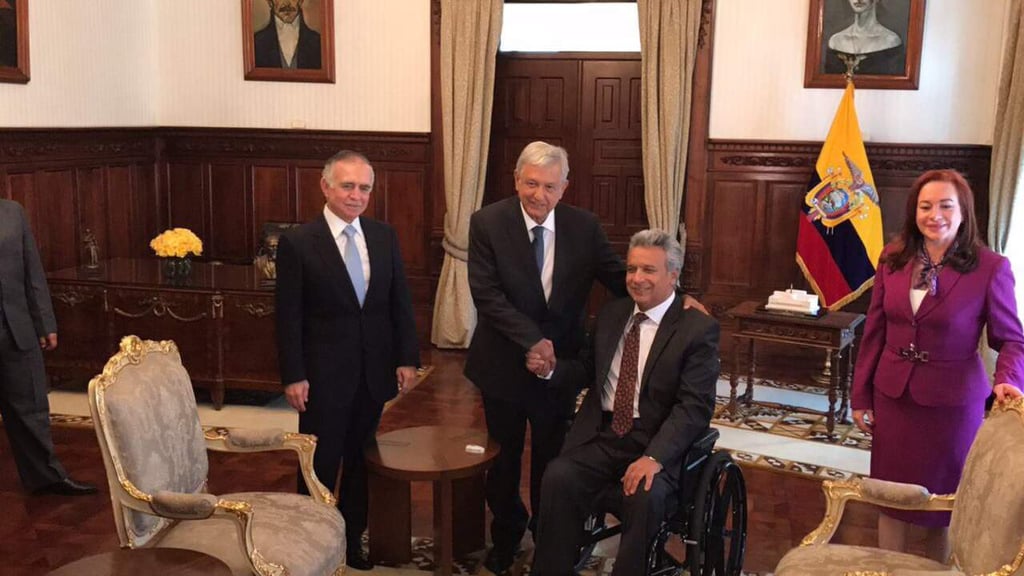 Se reúne AMLO con el presidente de Ecuador