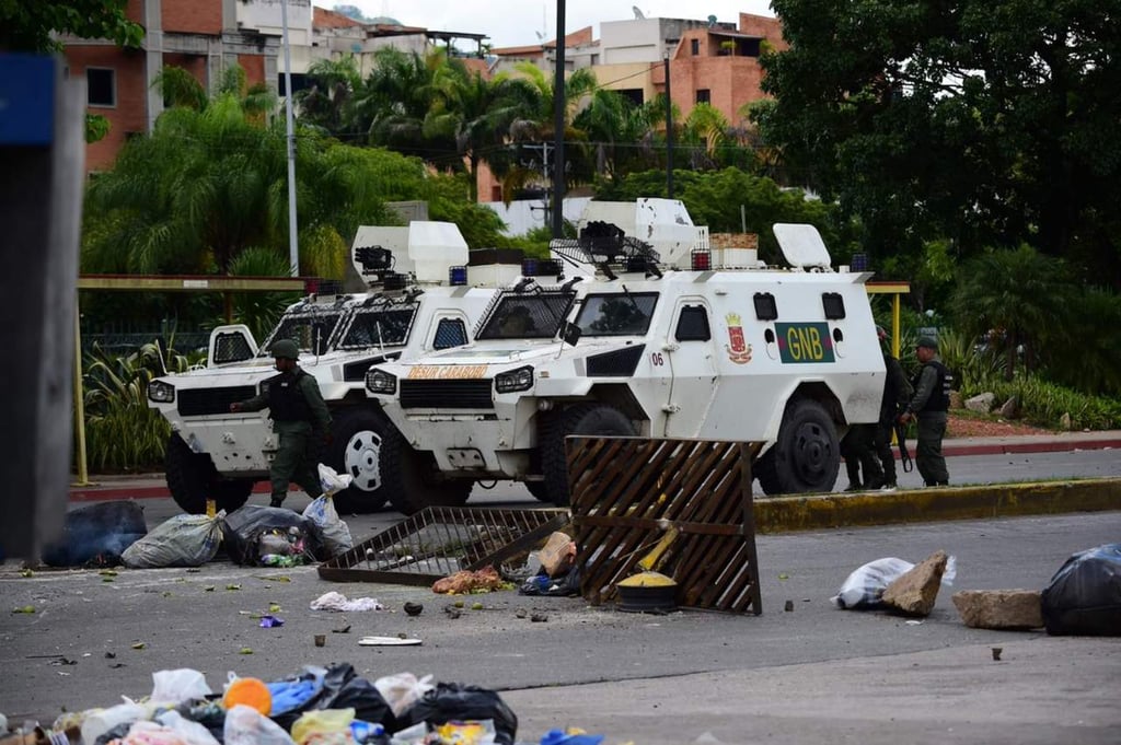 Activan búsqueda de atacantes de fuerte militar de Venezuela