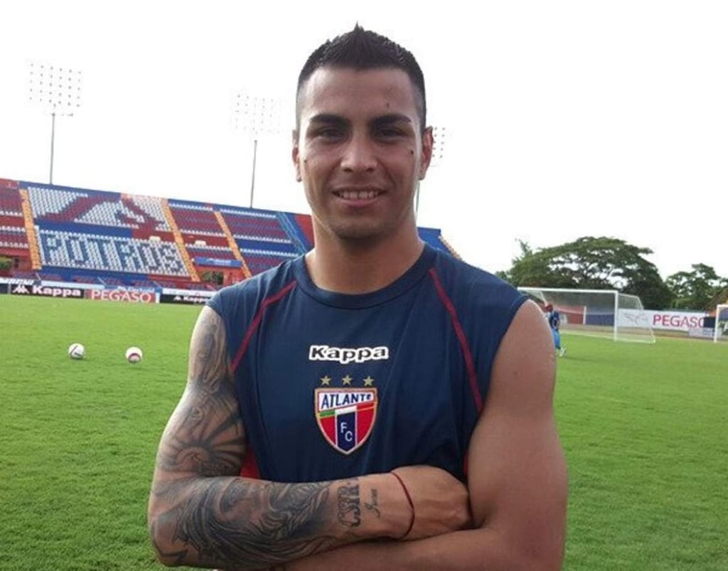 Llegan dos refuerzos argentinos al Atlante