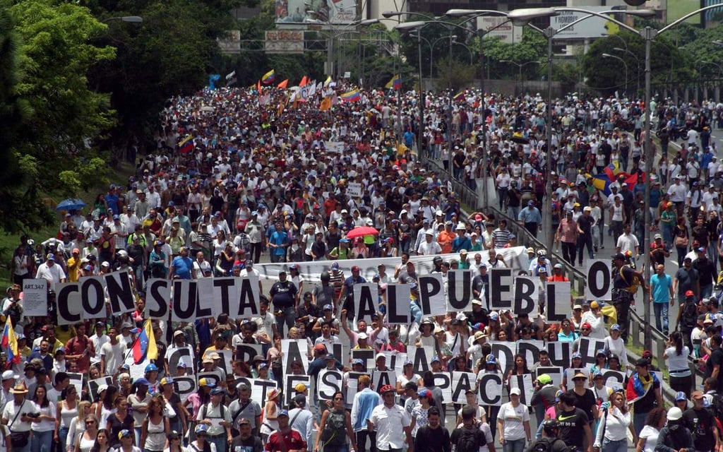 Protesta Venezuela ante embajadores reunidos en Lima
