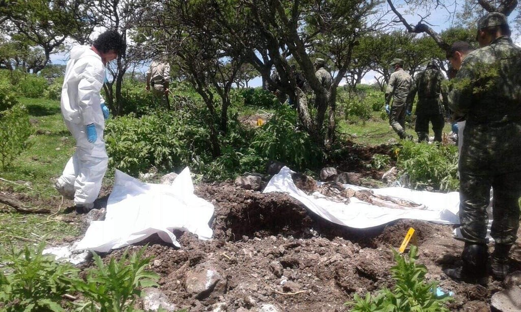 Hallan otros 7 cuerpos en fosas clandestinas en Zacatecas