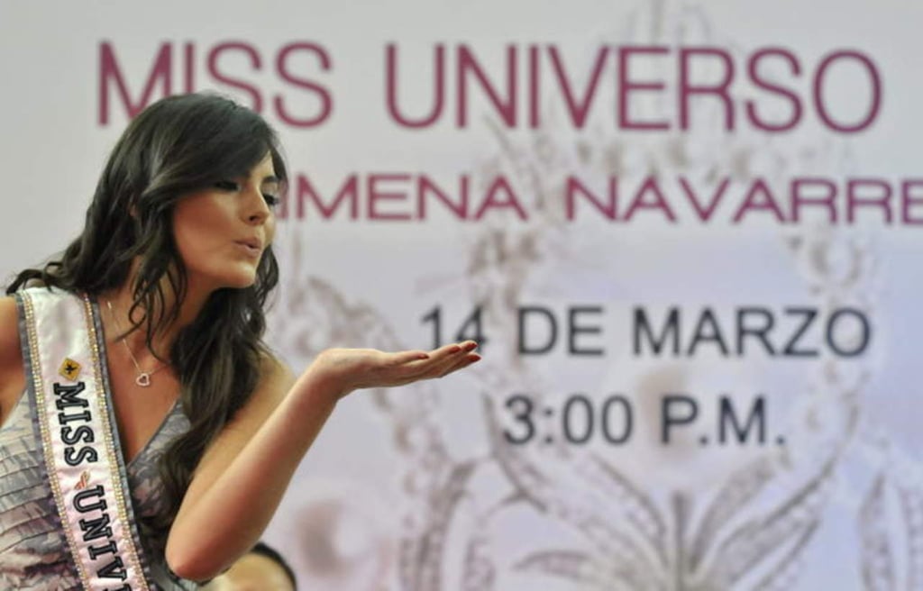 2010: La mexicana Ximena Navarrete se corona en el certamen de Miss Universo