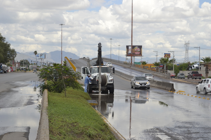 Insumos, para Gómez; y láminas, en Canelas
