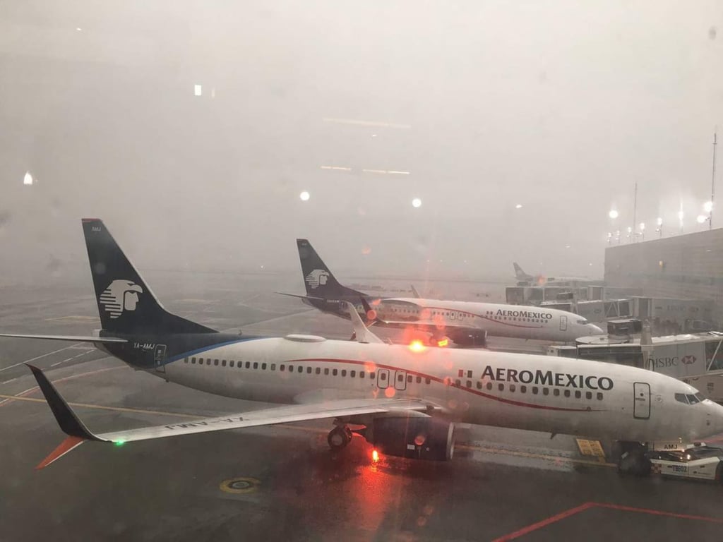 Suspende aeropuerto de CDMX operaciones por fuertes lluvias