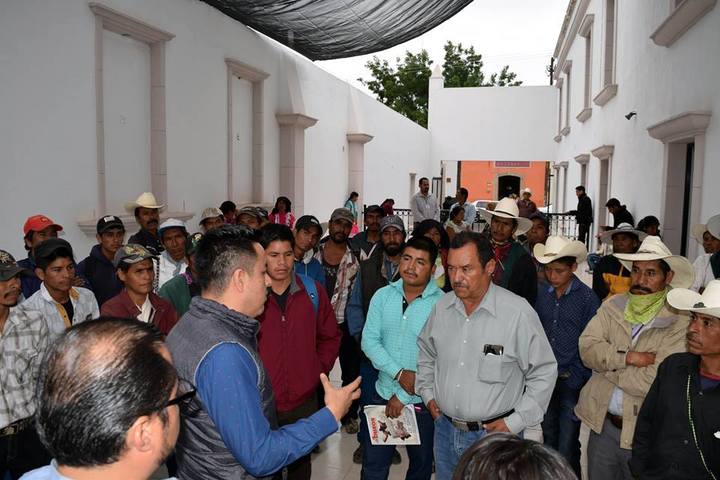 Señalan falta de pago en Prospera