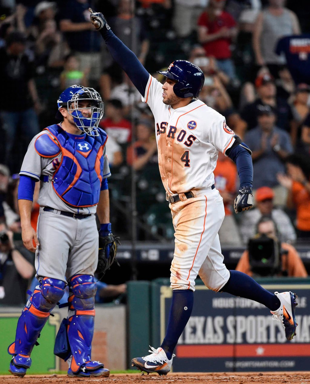 Los Astros vuelven a casa y vencen a Mets