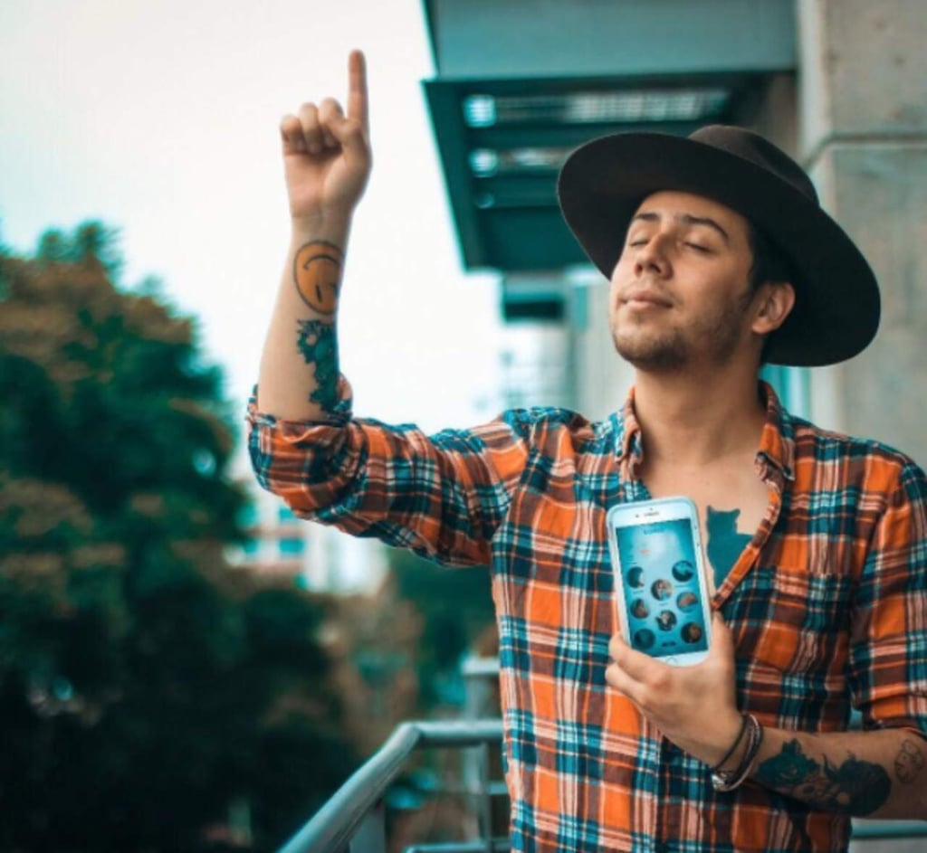 AlexXxStrecci ¿fan de Santos?