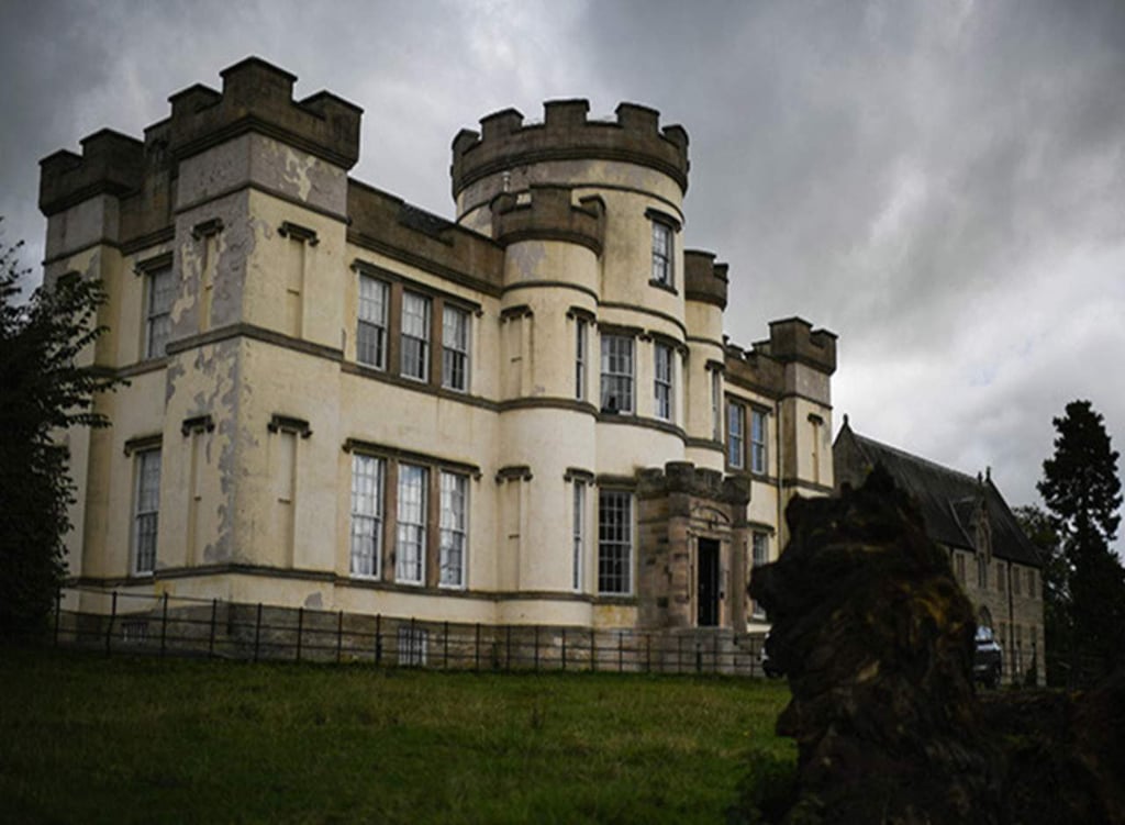 Descubren una fosa común en antiguo orfanato de Escocia