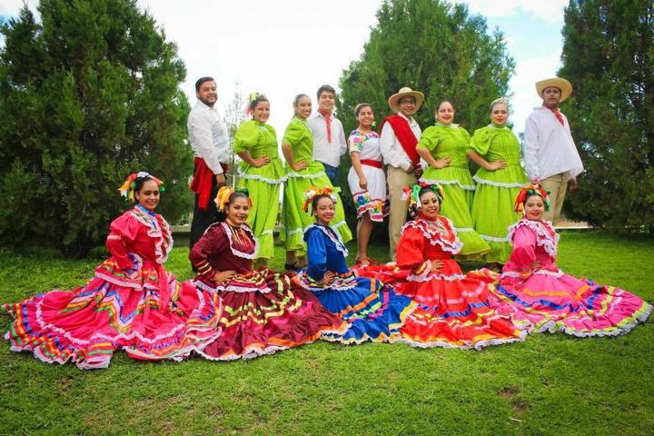 Bailarines de danza folclórica representarán a Durango en Brasil