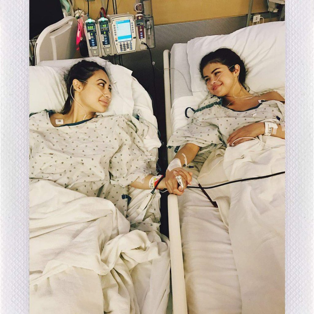 Se somete Selena Gomez a trasplante de riñón