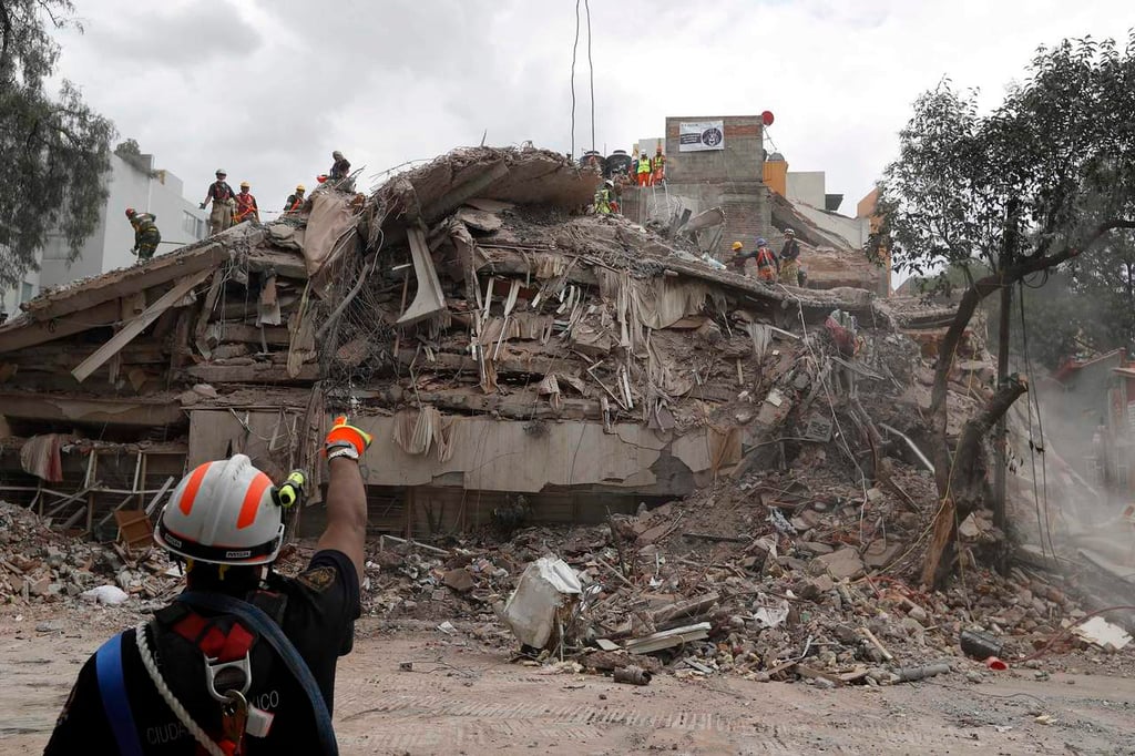 Desvíos de exgobernadores, de sobra para reconstruir zonas afectadas por sismos
