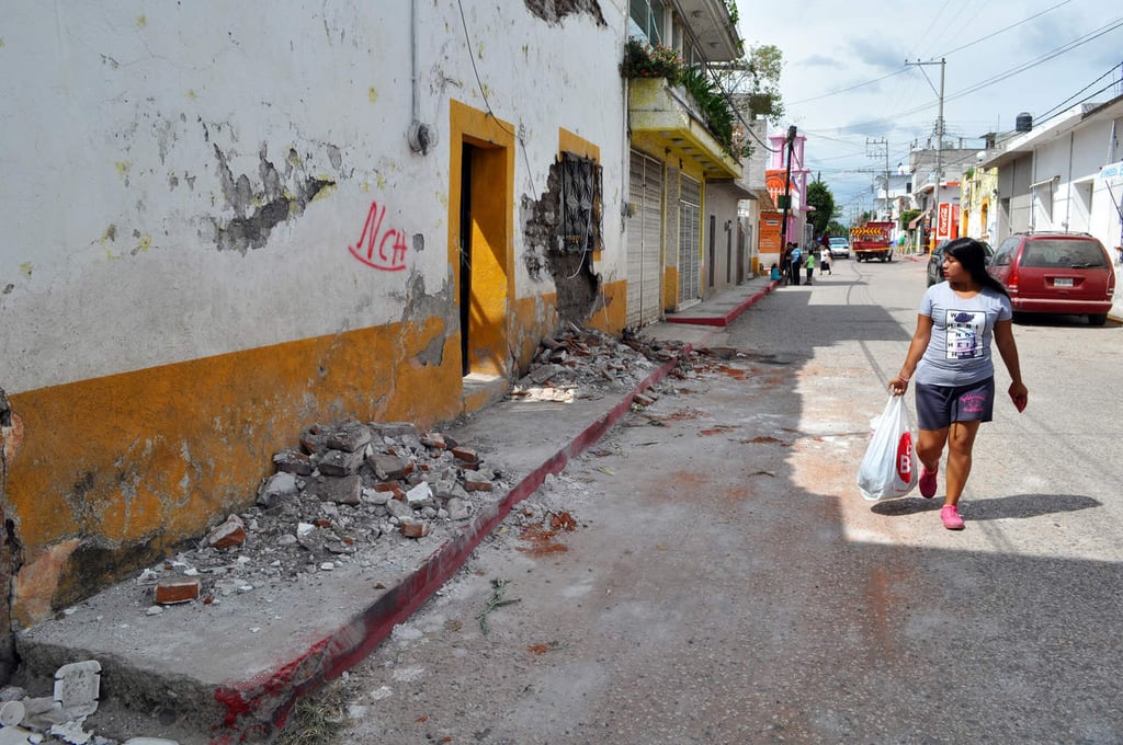 Reportan más de 300 casas con pérdida total en Axochiapan, epicentro del sismo